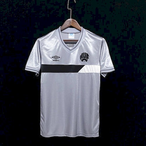 Retro 1986 Newcastle United Borte Fotballdrakter