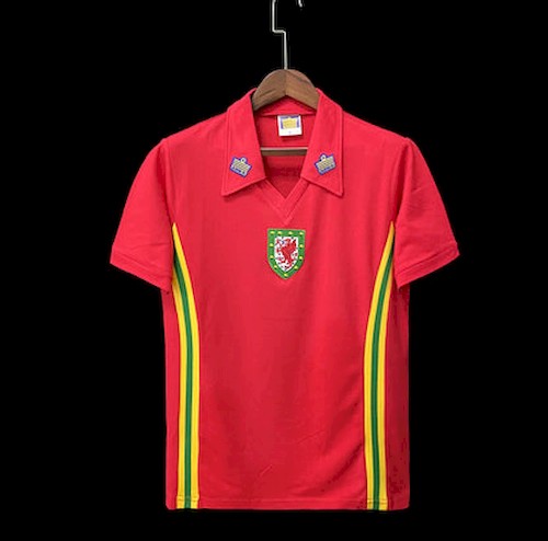 Retro Wales Hjemmedrakt 76-79
