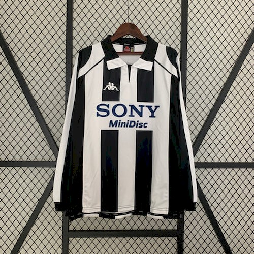 Retro Juventus Hjemmedrakt 97 98